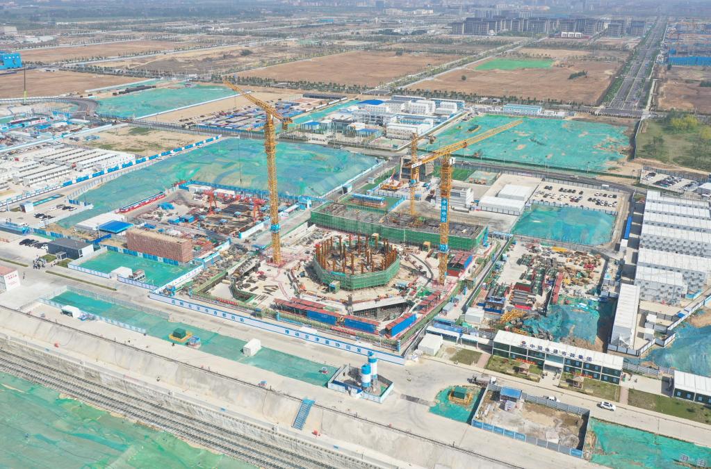 这是位于雄安新区启动区的中国中化雄安总部001大厦项目现场（2023年5月9日摄）。
